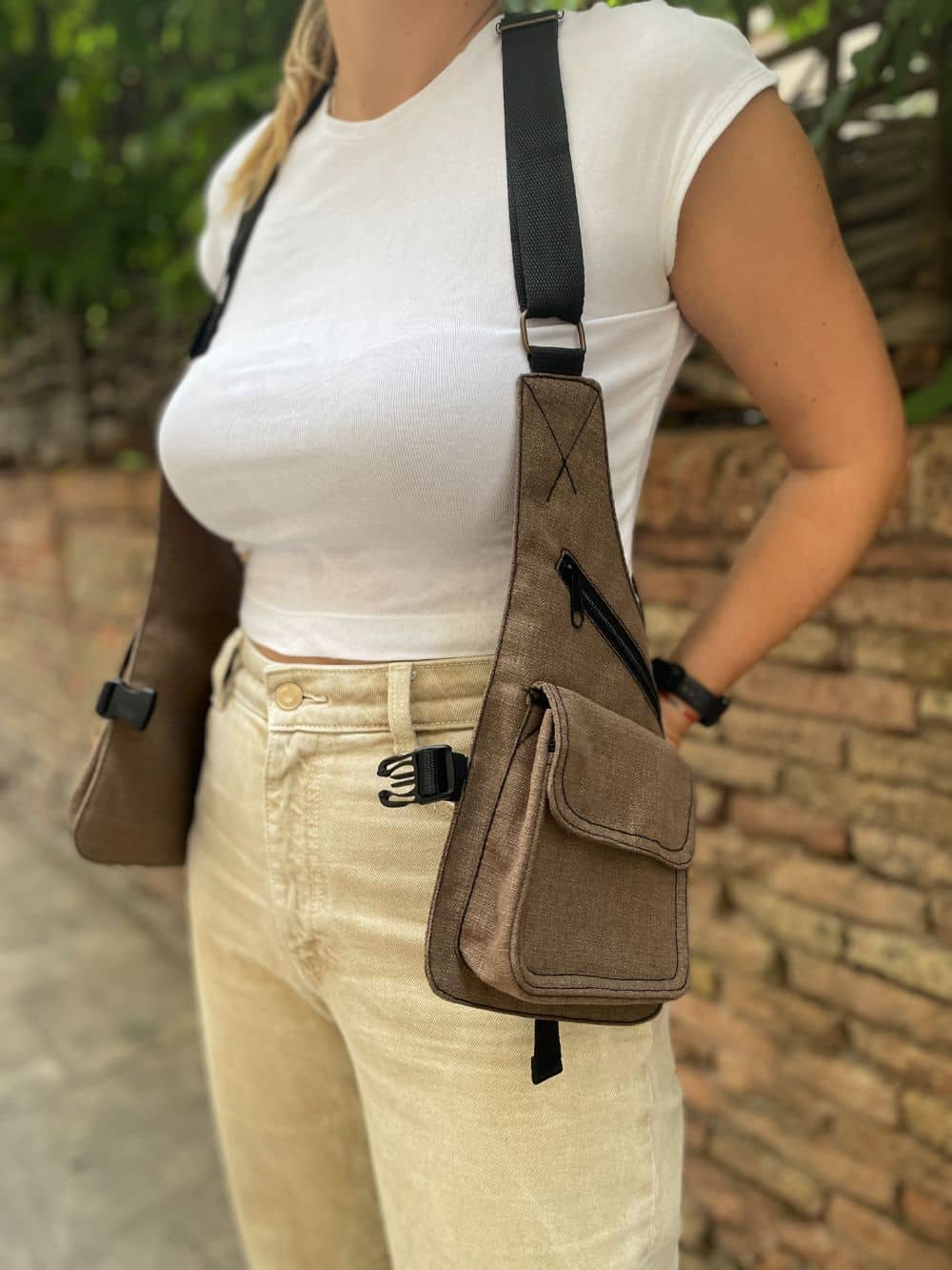 PISTOLERA TELA CARGO "MARRÓN LINO"