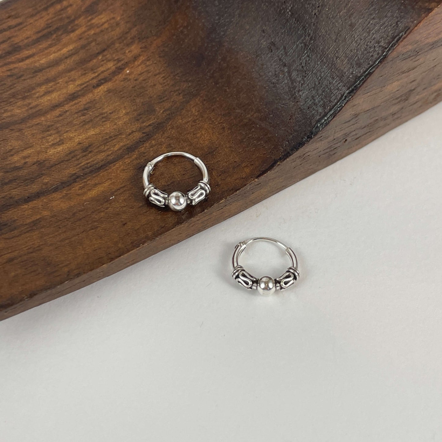 Aros Bali en plata de ley 925 de 10 mm