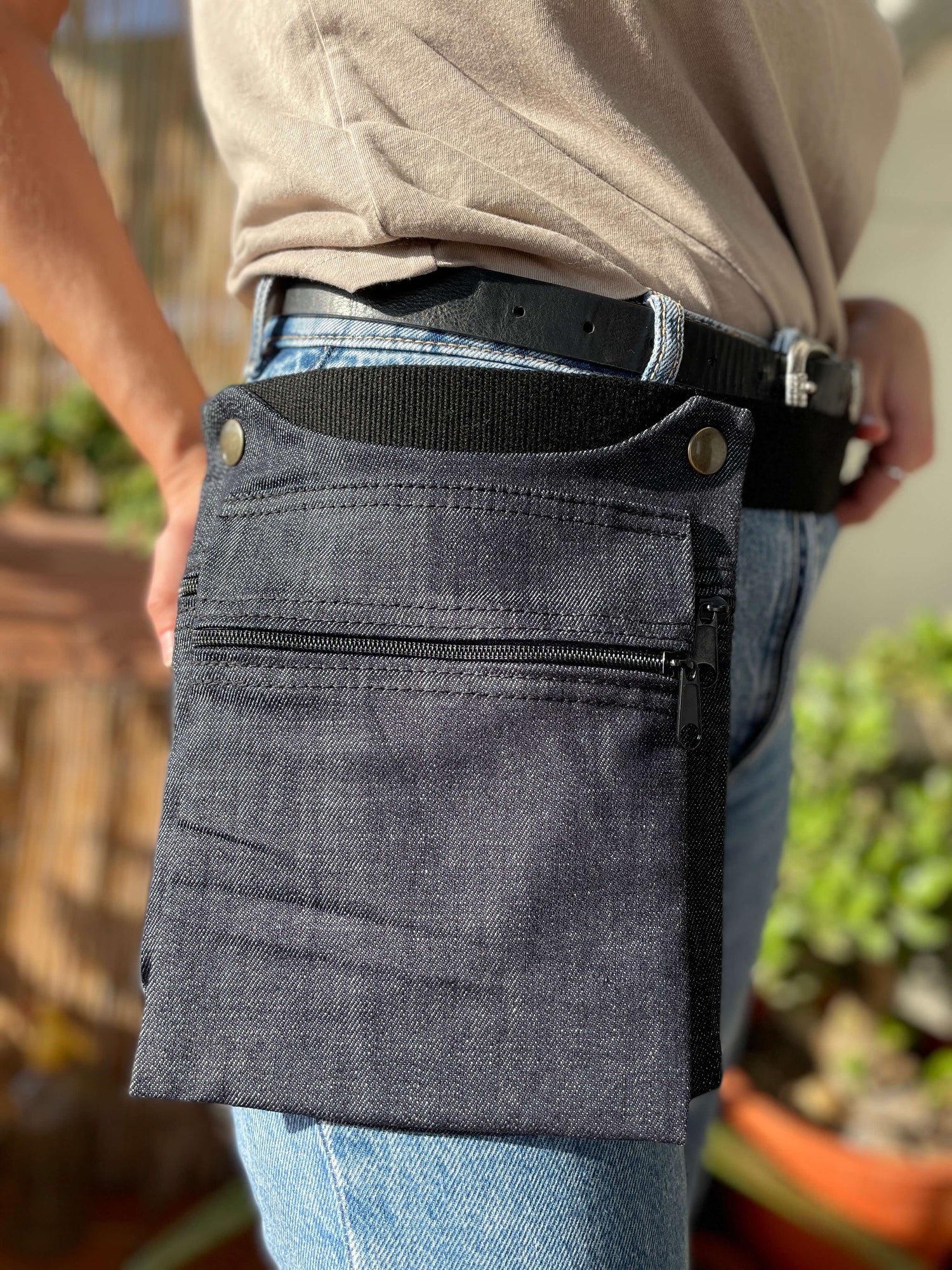 Dos Botones en tela doble