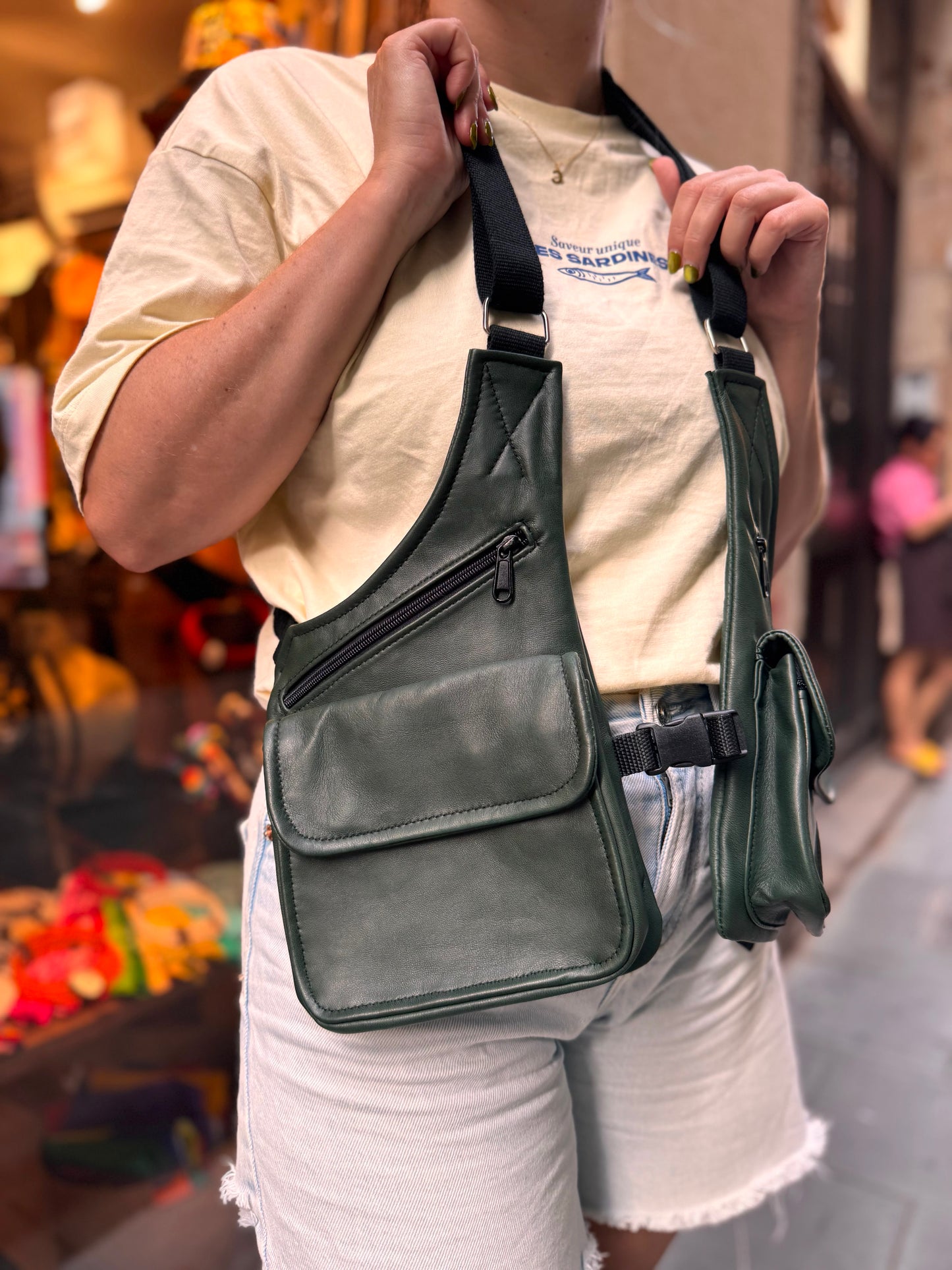 PISTOLERA DE PIEL "CARGO VERDE"