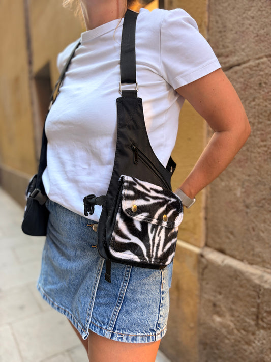 PISTOLERA DE TELA "CARGO CEBRA"