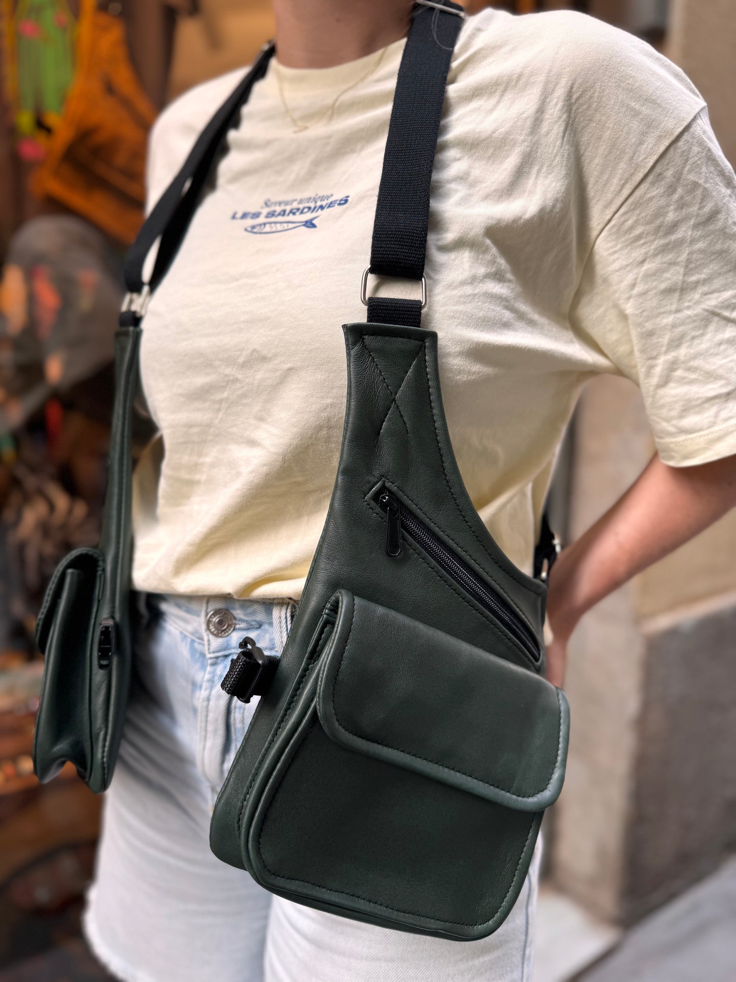 PISTOLERA DE PIEL "CARGO VERDE"