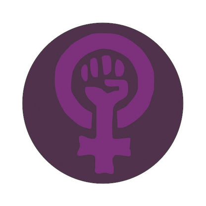 Chapa Puño Feminista (fondo lila)